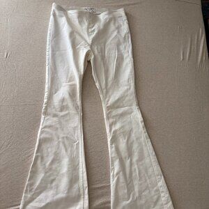 Free People Bell Bottoms - Cream White Flare, 30W, Stretchy Band, Worn Once